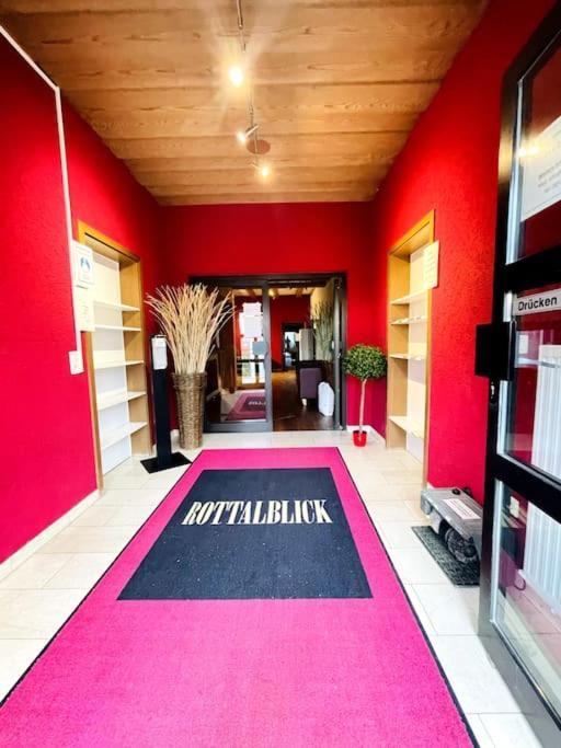 Fewo 20 - Appartement Im Rottalblick - Youngmodern Wohnen Mit Bademantelgang Zur Therme, Tv, Balkon Und Persoenlichem Gaesteempfang Von Astarte Estate Бад-Грисбах Экстерьер фото